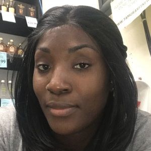 Meet your Posher, Carolyn